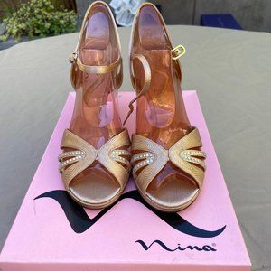 Nina Dressy Heels in Gold Sz 6.5M